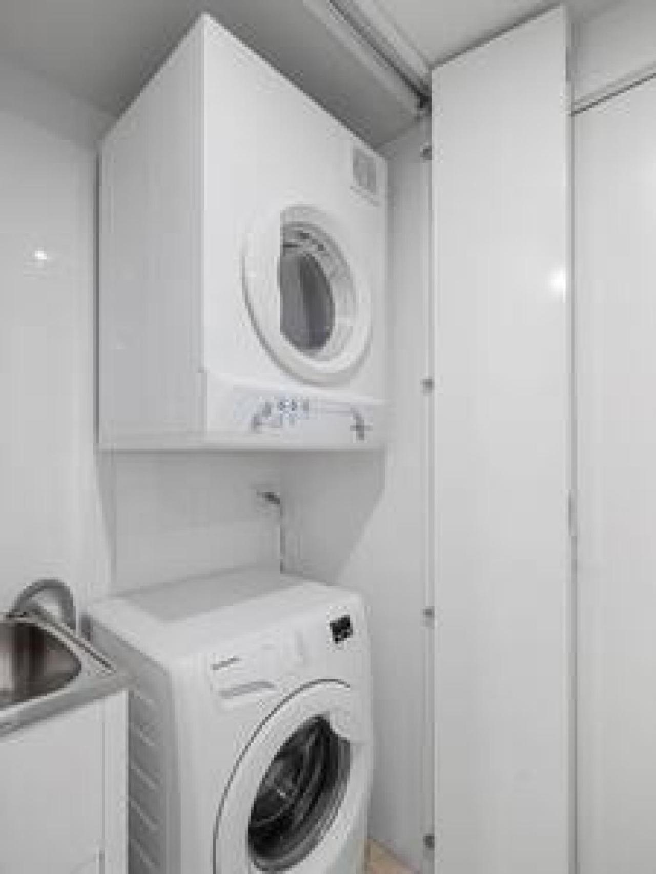 54Q Abnb-Style Apt Opposite Lush Park Playground, Portside 2Br Fpkg บริสเบน ภายนอก รูปภาพ